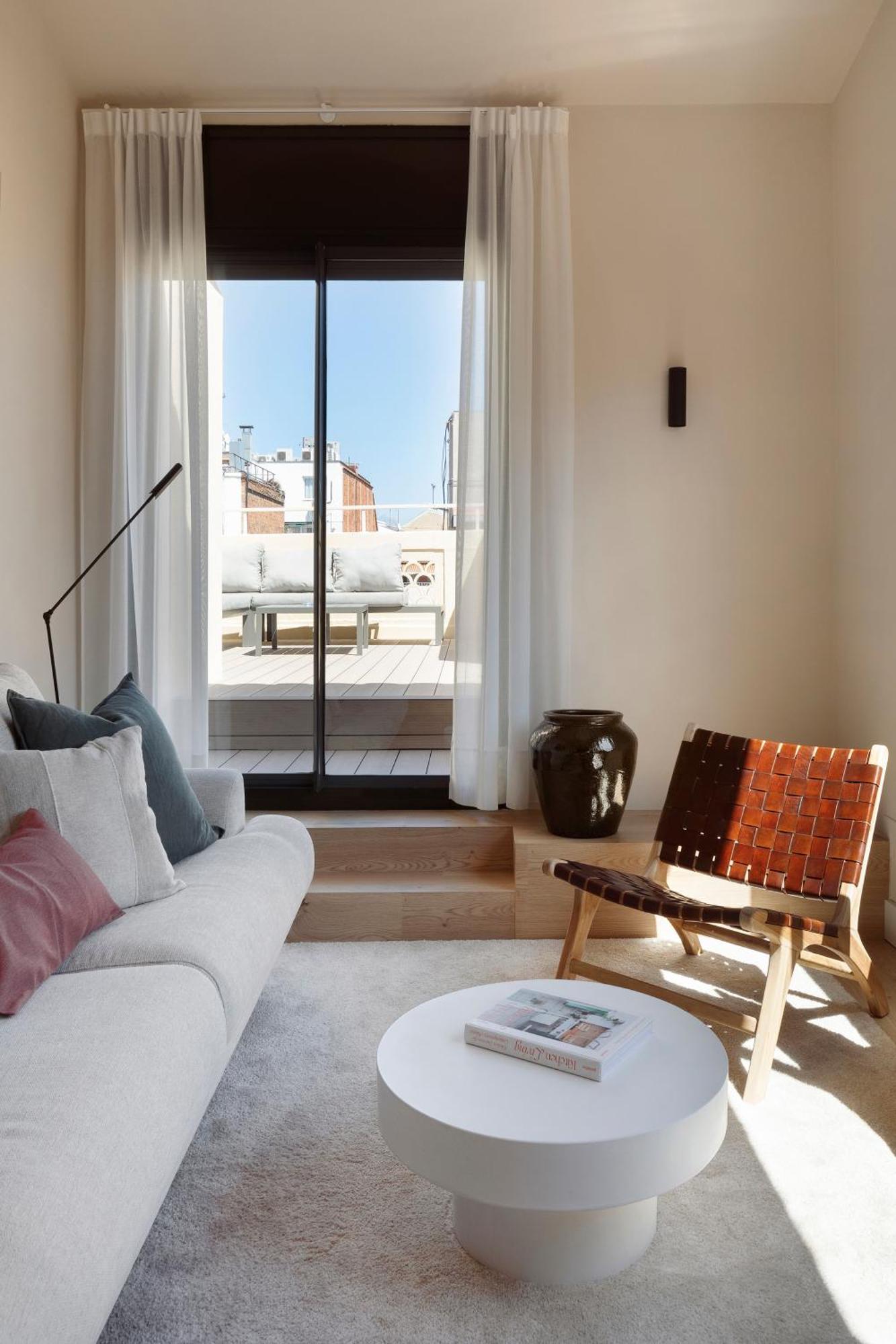 C211 Barcelona Apartments Екстер'єр фото
