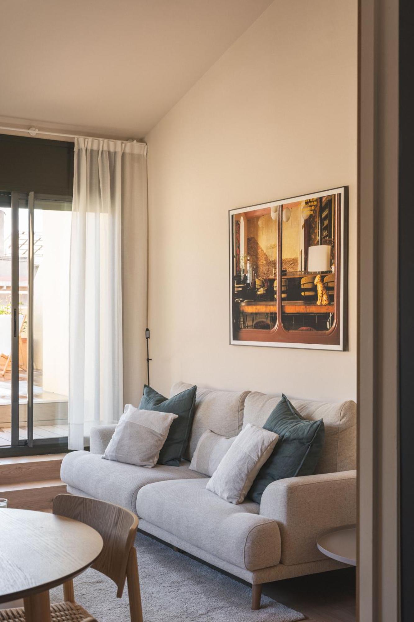 C211 Barcelona Apartments Екстер'єр фото