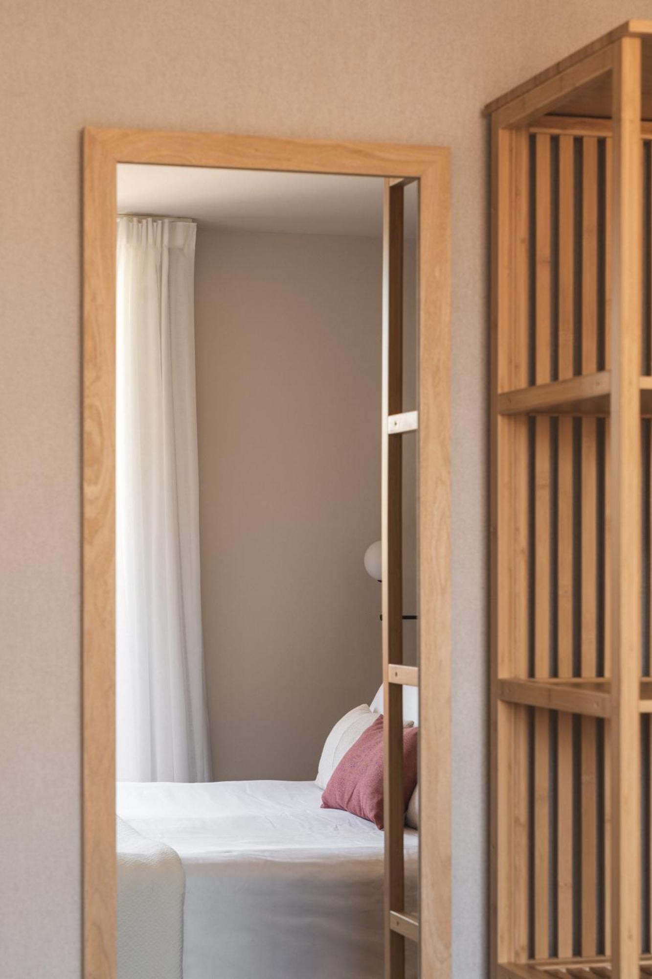 C211 Barcelona Apartments Екстер'єр фото